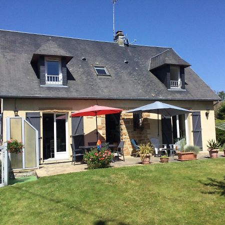 Coup De Coeur Assure ! Calm Comme A La Maison ! Maison Spacieuse Avec Grande Terrasse Pour 2 A 5 Personnes Proximite Granville Et Mer Avec Wifi Et Parking Gratuits Exteriér fotografie
