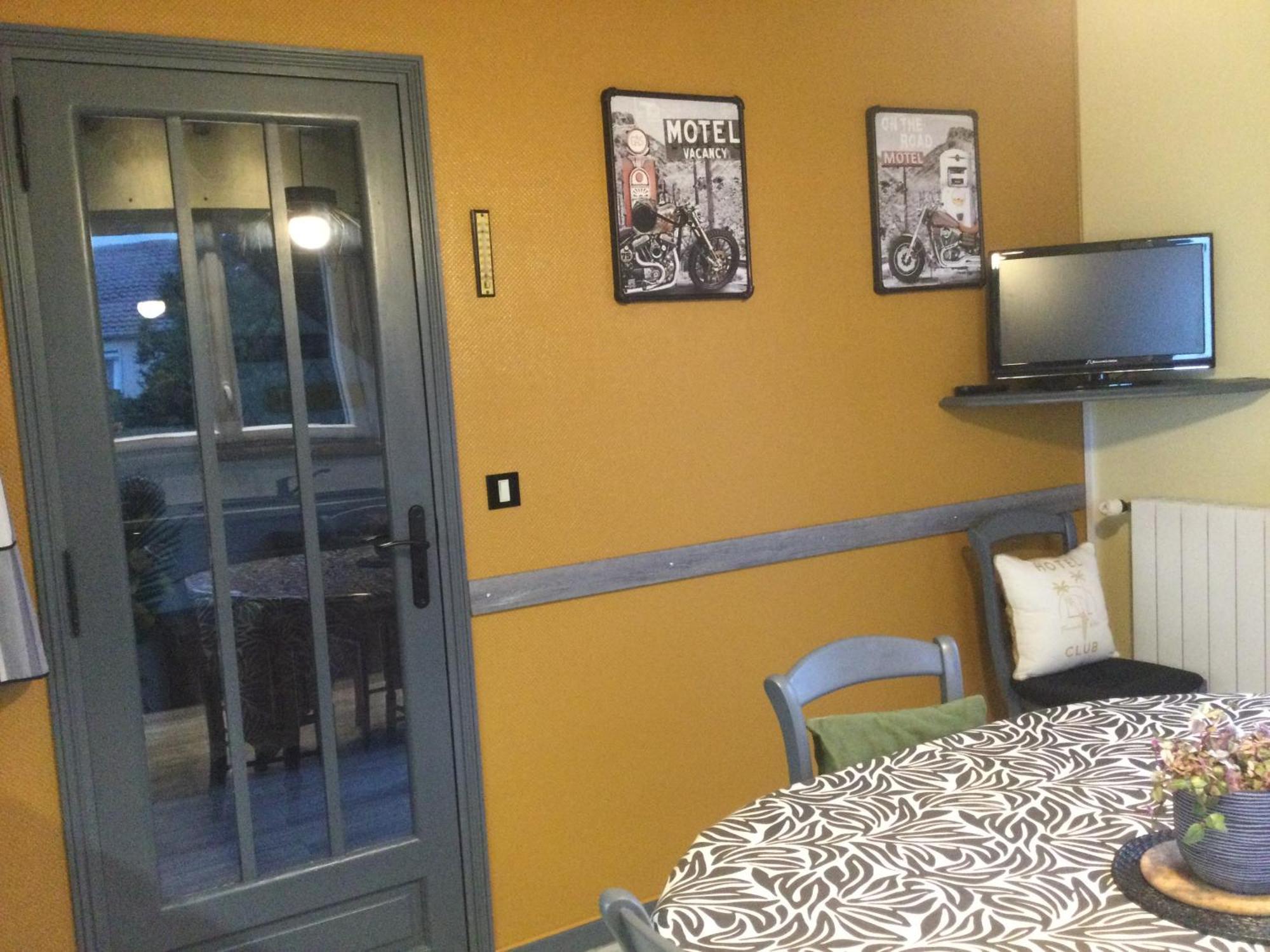 Coup De Coeur Assure ! Calm Comme A La Maison ! Maison Spacieuse Avec Grande Terrasse Pour 2 A 5 Personnes Proximite Granville Et Mer Avec Wifi Et Parking Gratuits Exteriér fotografie